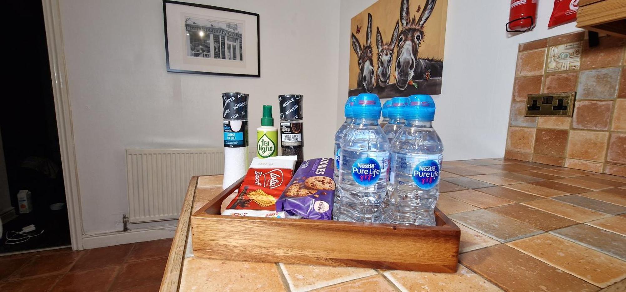 Spacious & Comfy Home- Very Close To Nec Birmingham ,Hs2 & Airport- Perfect For Contractors & Groups- Free Parking & Fast Wifi Marston Green Екстериор снимка