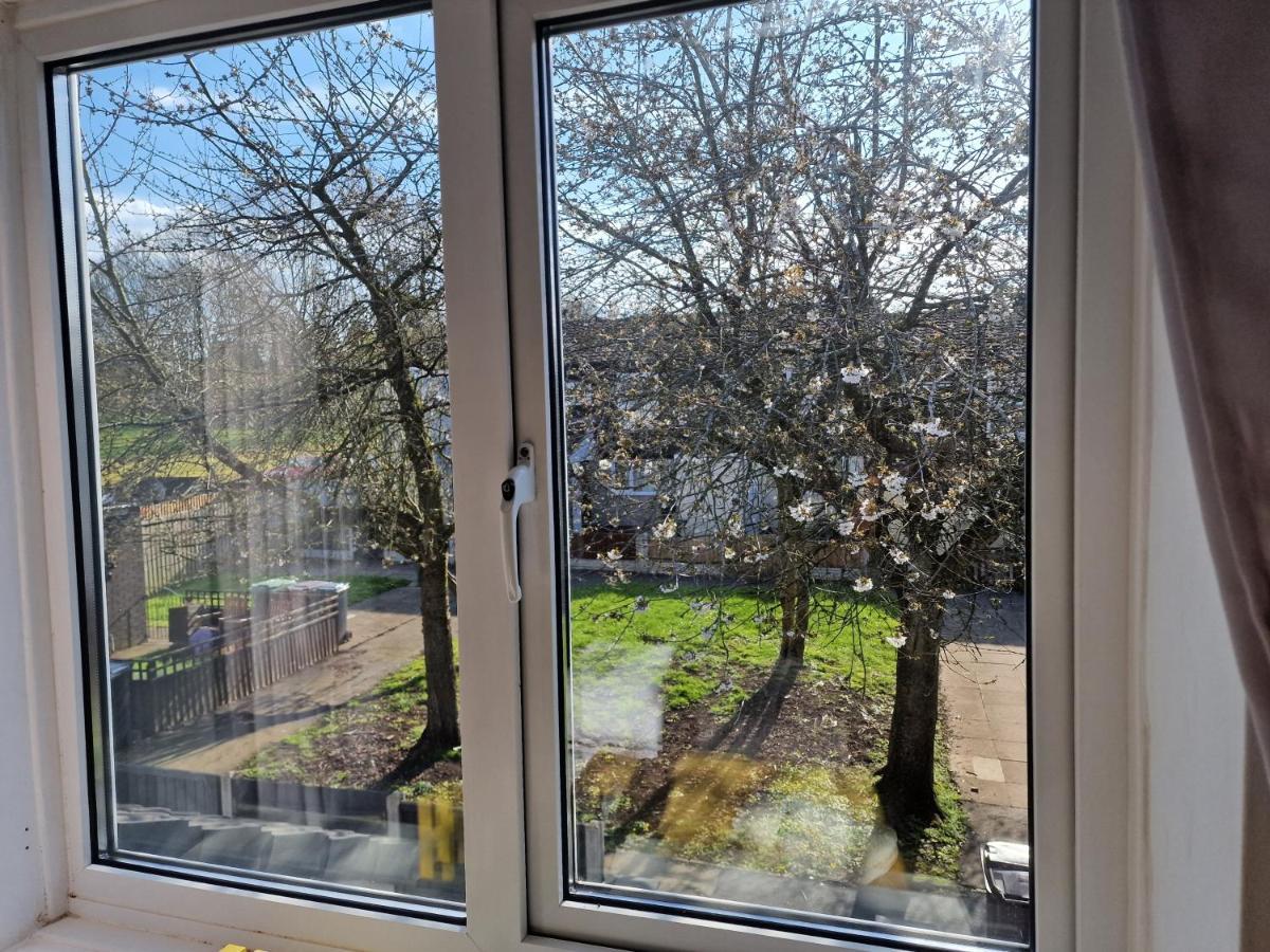 Spacious & Comfy Home- Very Close To Nec Birmingham ,Hs2 & Airport- Perfect For Contractors & Groups- Free Parking & Fast Wifi Marston Green Екстериор снимка